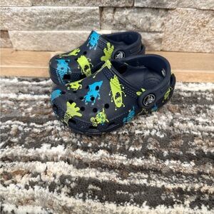 Croc Monster Shoes Size 6